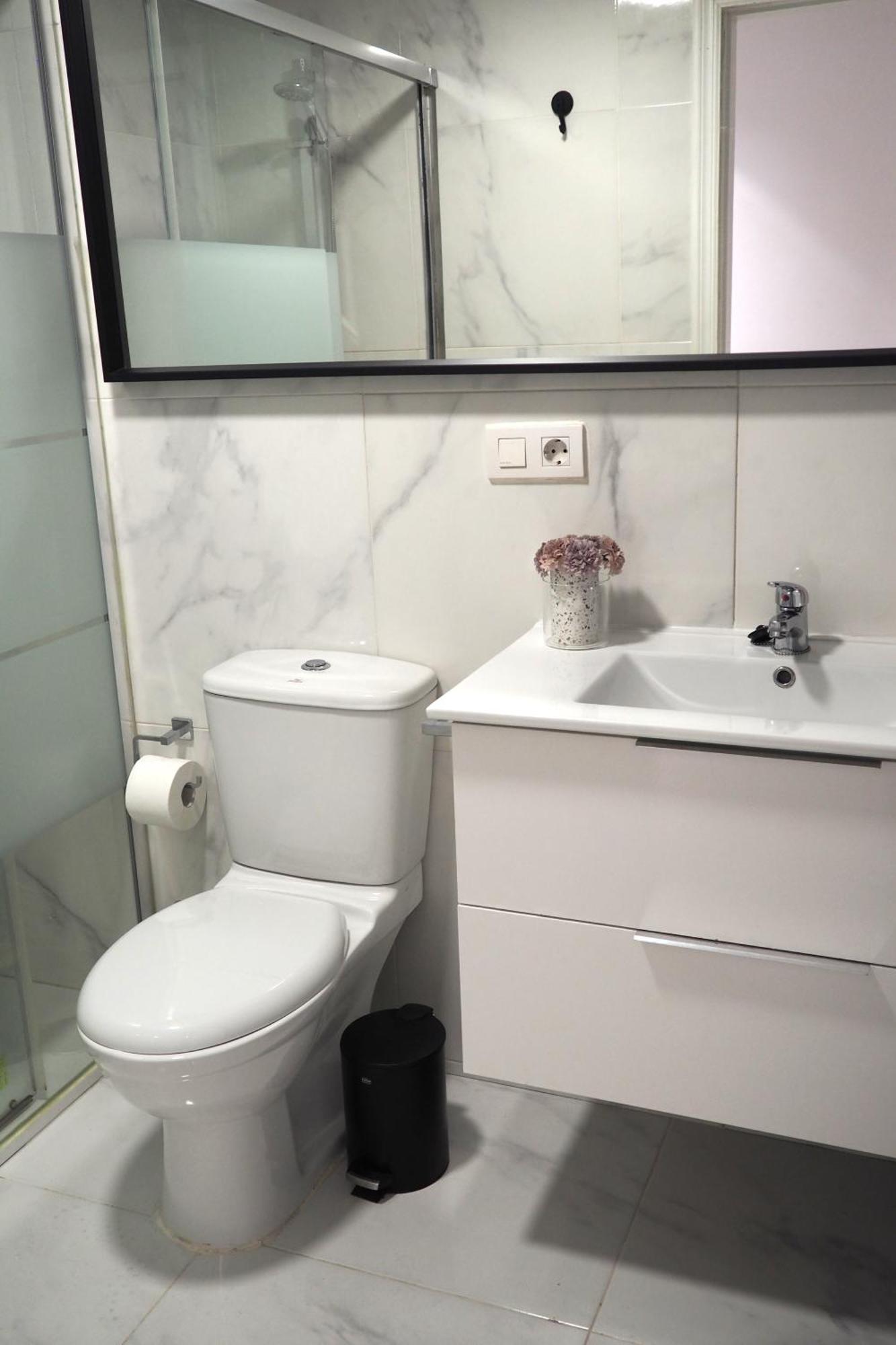 Moderno Con Garaje Privado En El Centro De Vigo